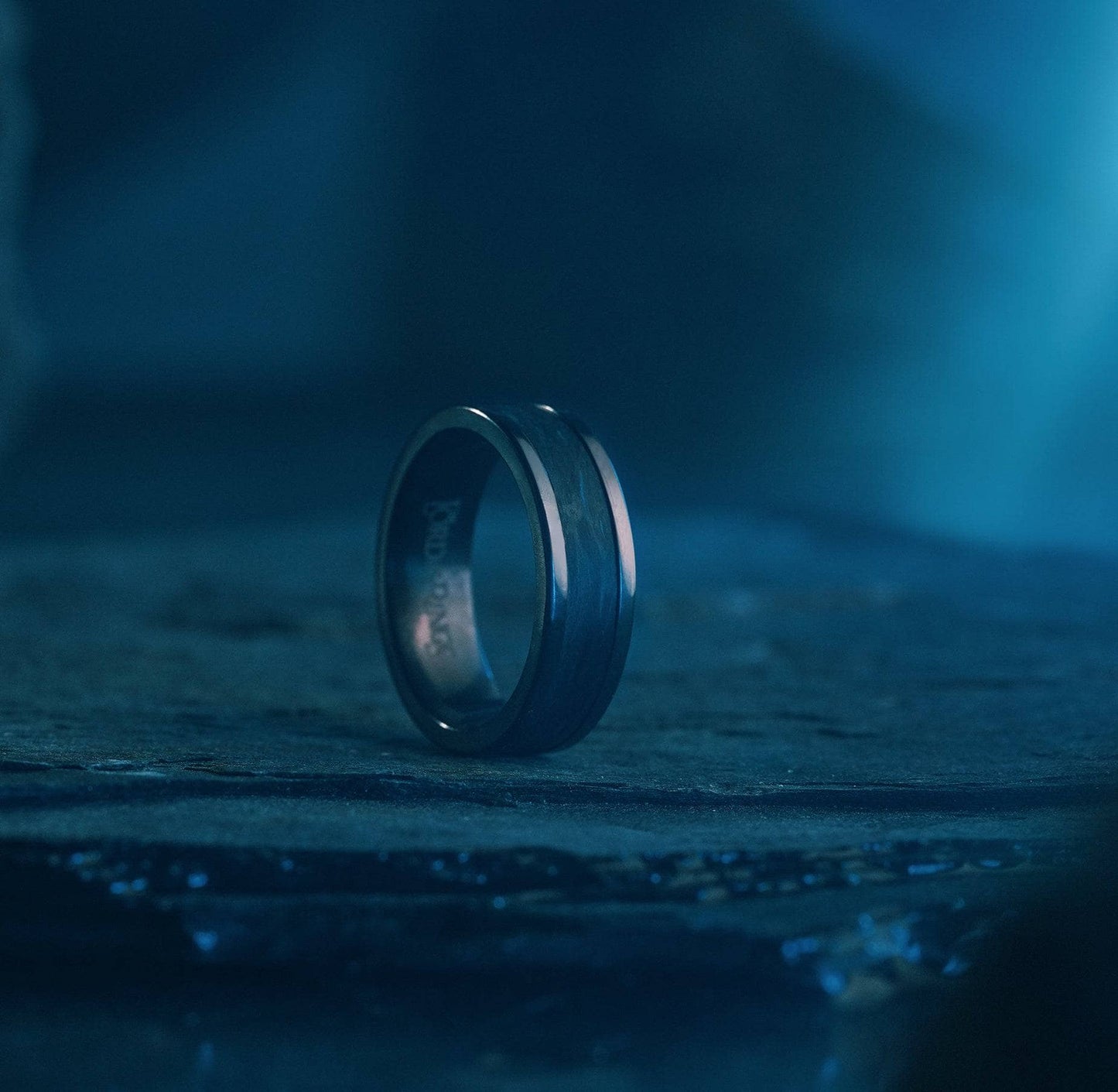 The Gollum™️ - Men's Wedding Rings - Manly Bands