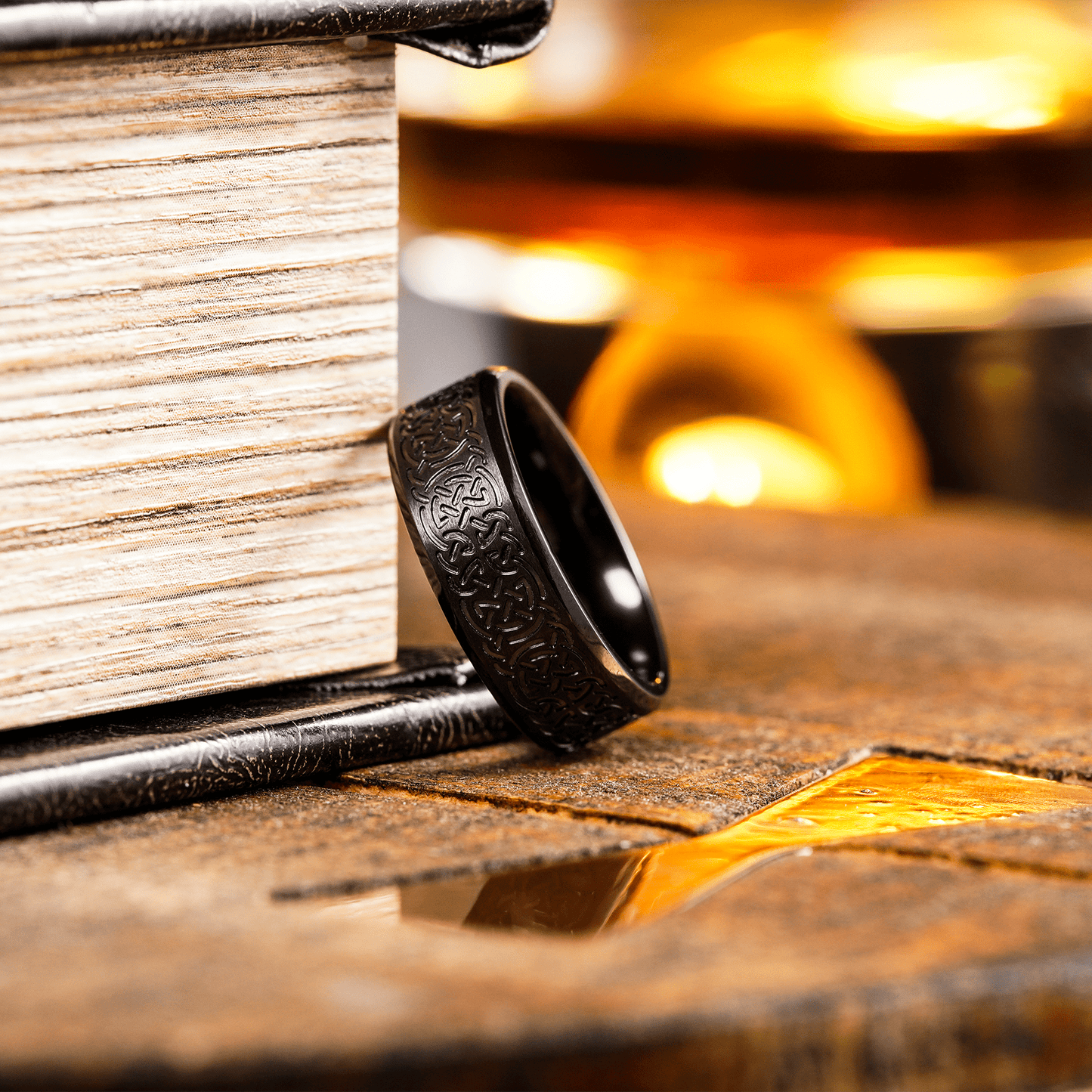 The Doire - Men's Wedding Rings - Manly Bands