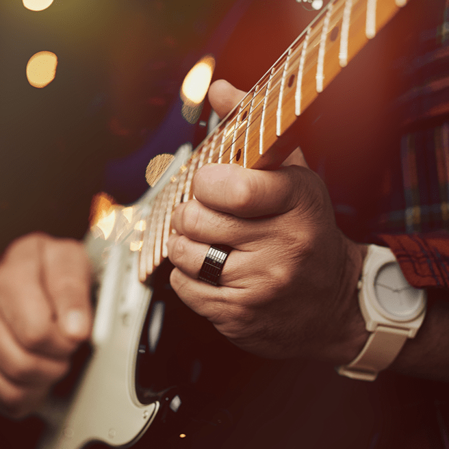 The Riff - Men's Wedding Rings - Manly Bands